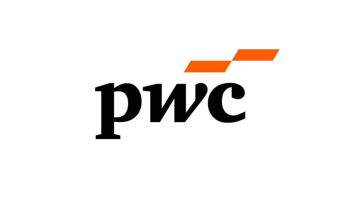 Philippine CEOs Maintain Optimism Amid Rising Risks and Economic Challenges
